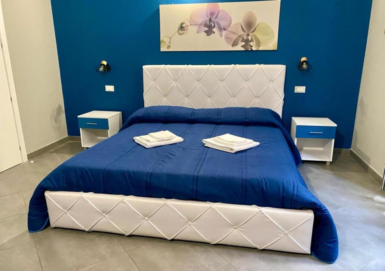 Oasi Del Turista Apartment Palermo Luaran gambar