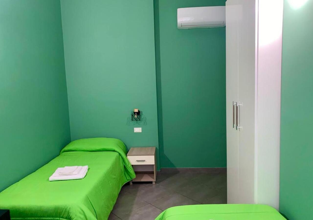 Oasi Del Turista Apartment Palermo Luaran gambar